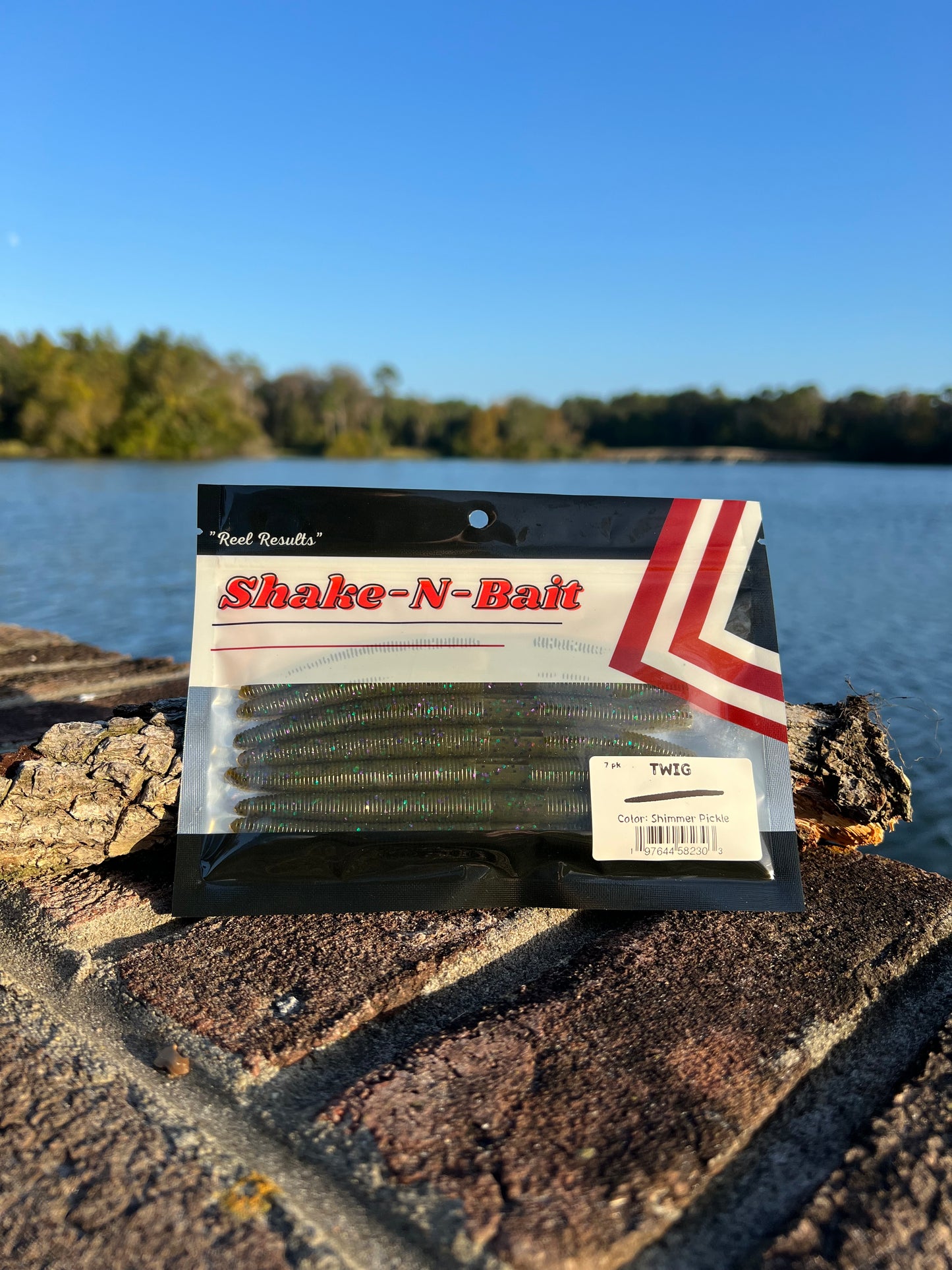 Shake-N-Bait: TWIG